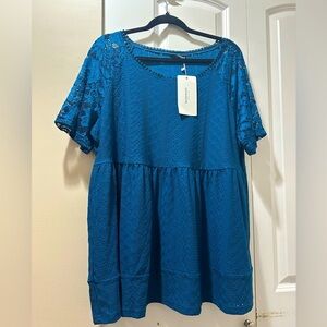 BloomChic Size  Lace Sleeve Top Round Neck Stretch us 12